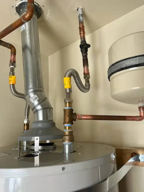 Water heater installation and plumbing repair in Lane Park